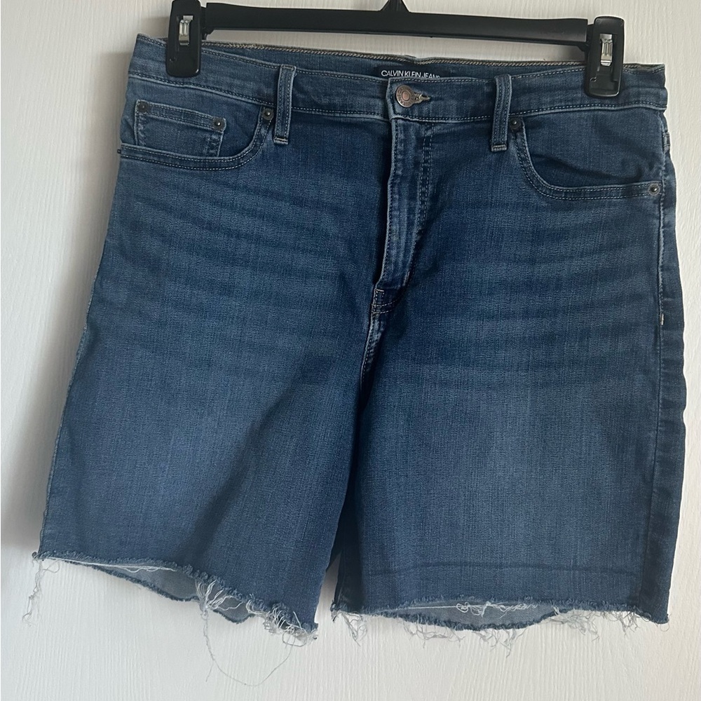 Calvin Klein Repreve women’s Shorts 12